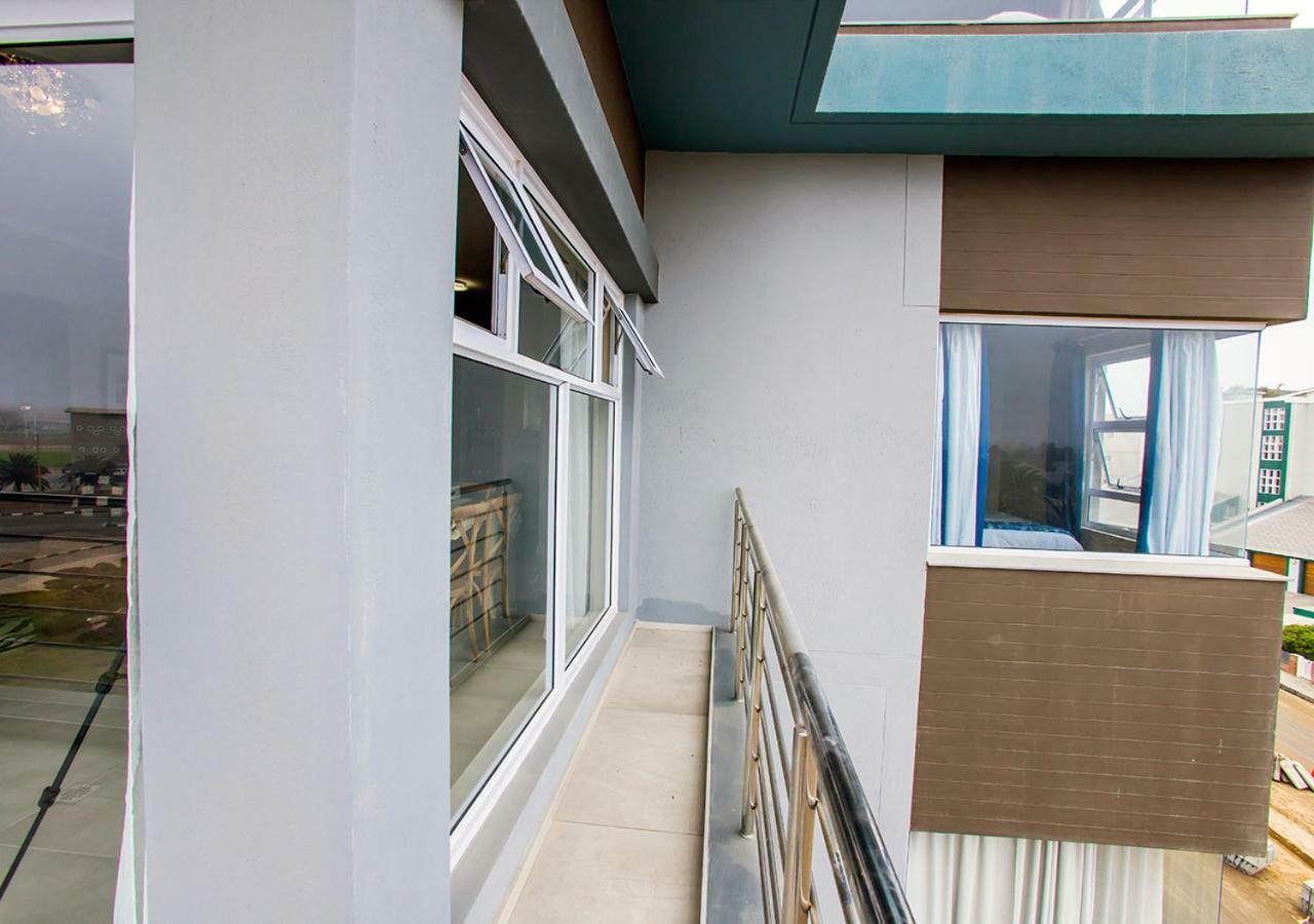 Hnt Atlantic Self Catering Apartment Суакопмунд Екстериор снимка