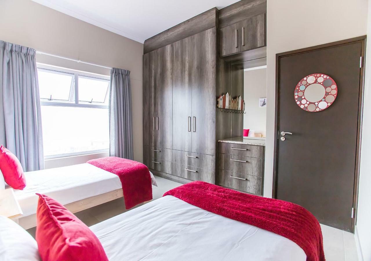 Hnt Atlantic Self Catering Apartment Суакопмунд Екстериор снимка