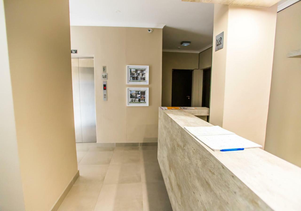 Hnt Atlantic Self Catering Apartment Суакопмунд Екстериор снимка